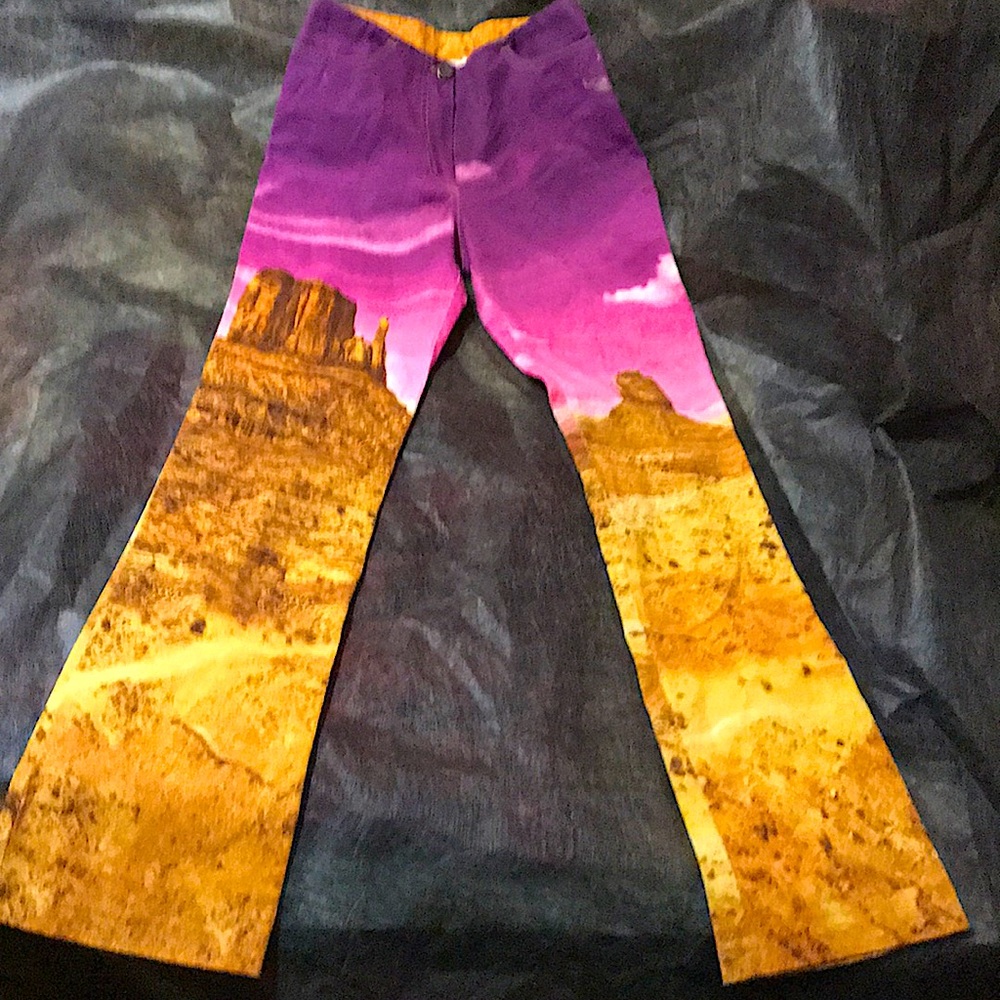Stretchy denim pant